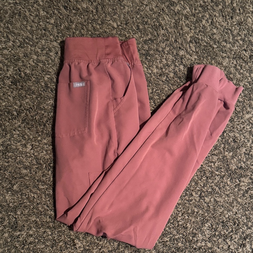 Figs joggers small tall mauve